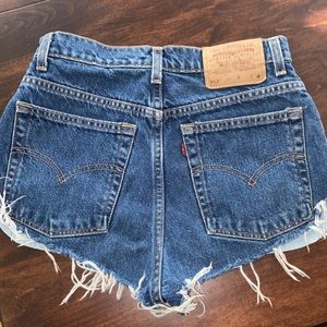 Levi cut off shorts dark denim